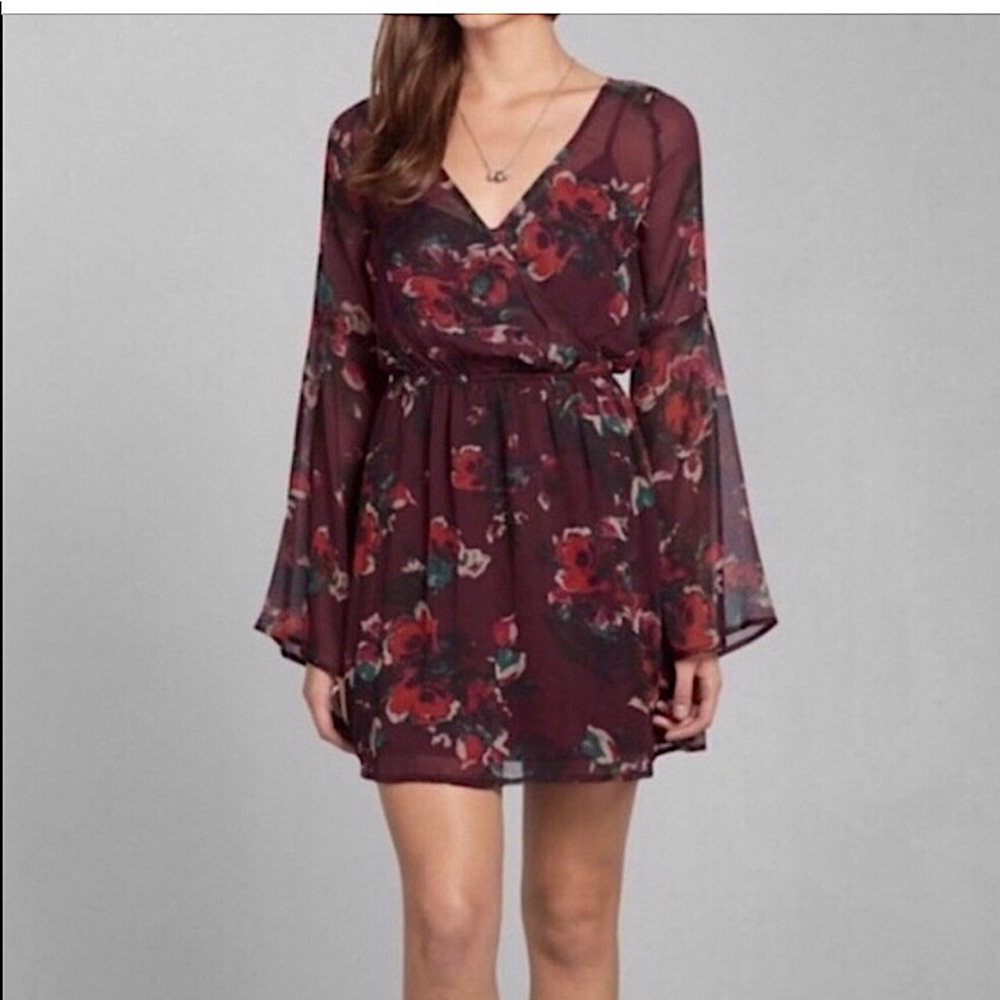 Abercrombie & Fitch Floral Bell Sleeve Dress Size Small